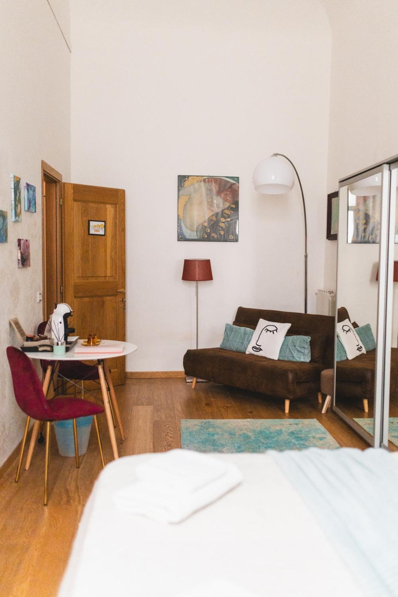 The Smallest Hostel Of Флоренція Екстер'єр фото