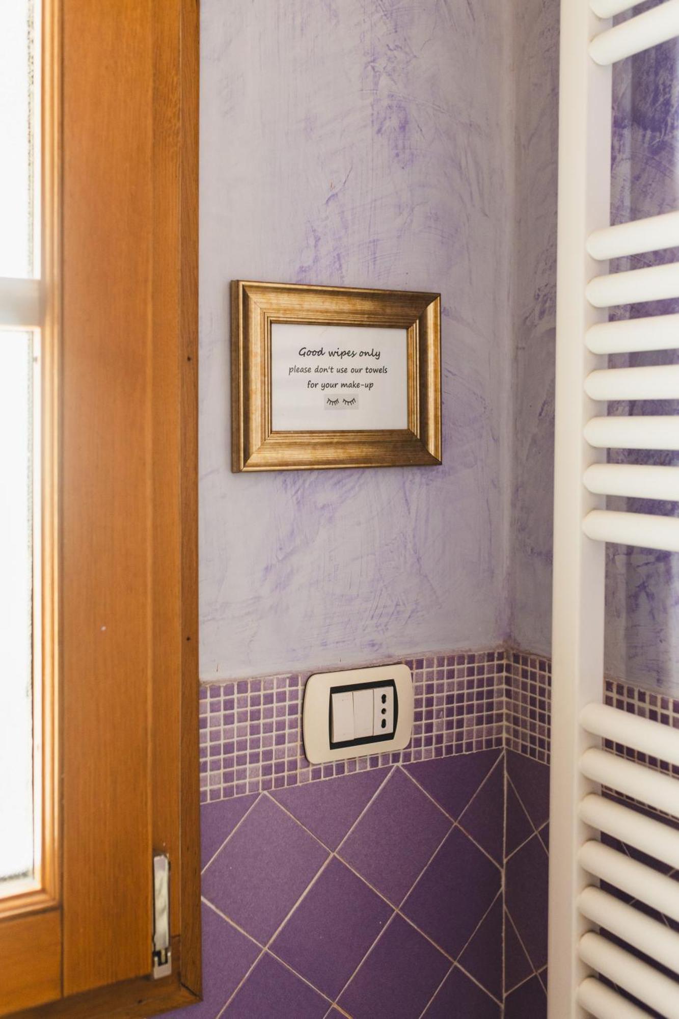 The Smallest Hostel Of Флоренція Екстер'єр фото